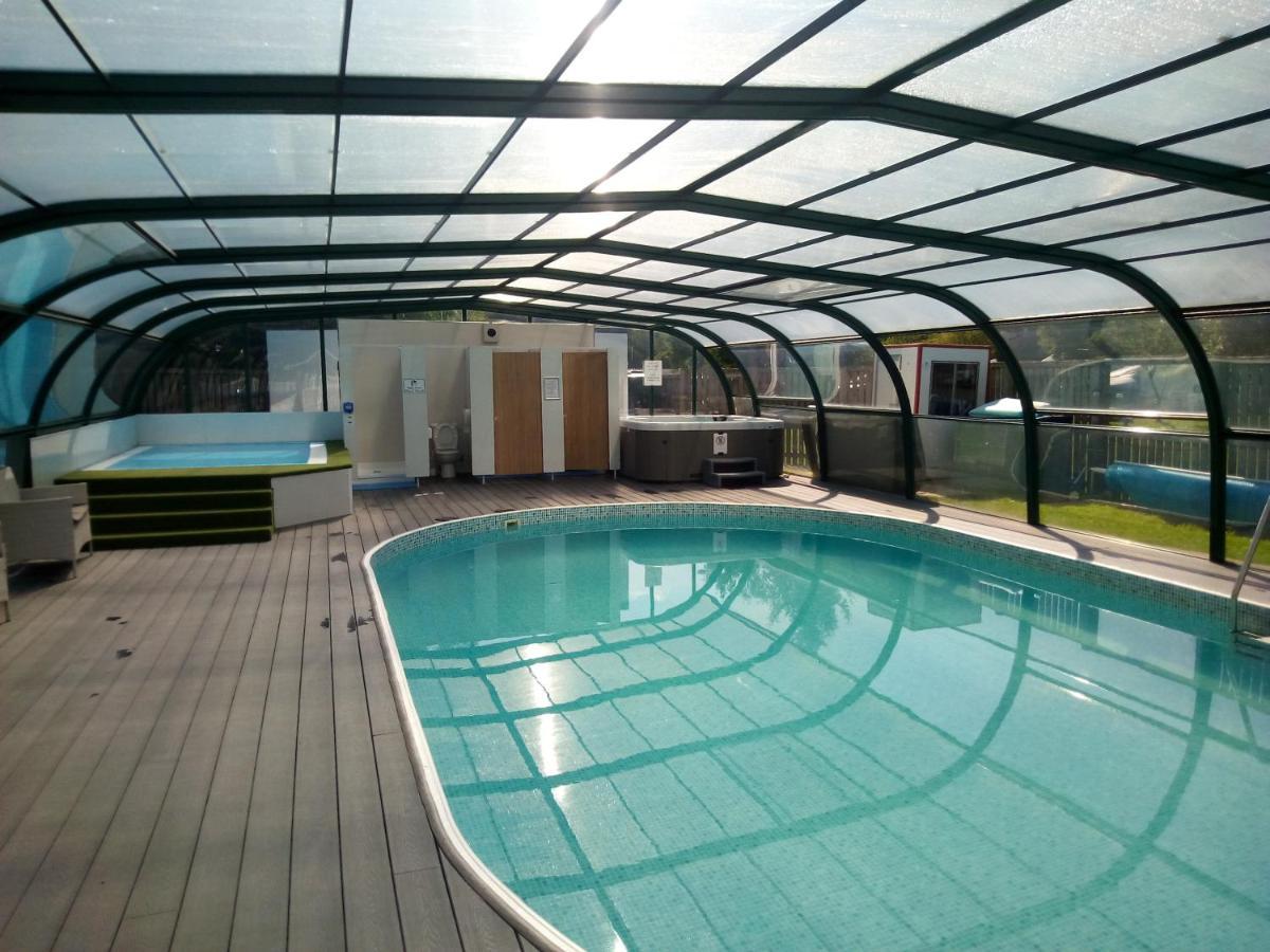 Campsie Glen Holiday Park Fintry Extérieur photo