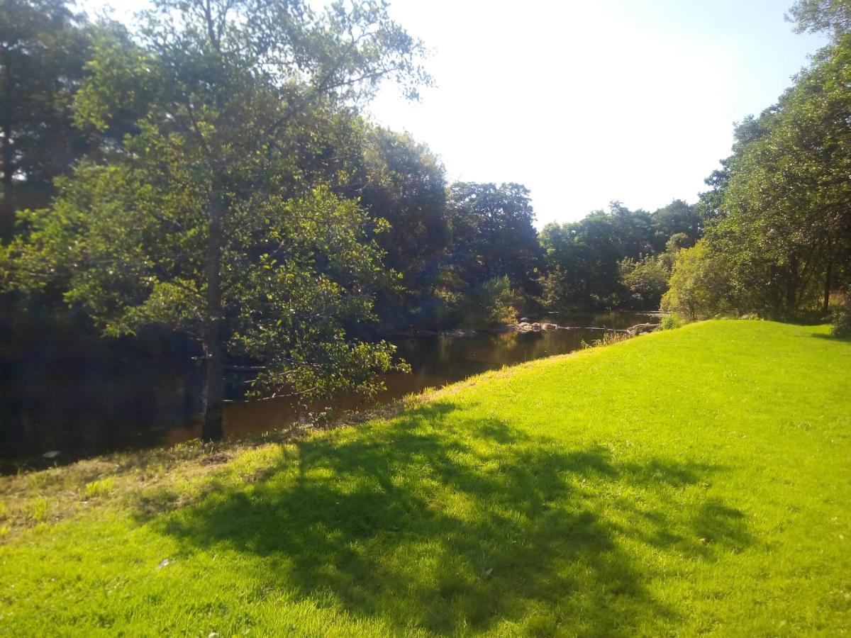 Campsie Glen Holiday Park Fintry Extérieur photo